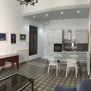 Palazzo Caratozzolo Appartement