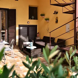 L'elegante Dependance Del Barone Francesco Sala Apartment